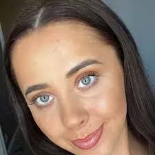 Casey Wagner's Instagram, Twitter & Facebook