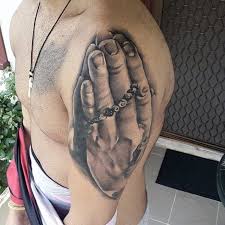 He draws the praying hands as a gift for the mayor of frankfort, in the 15th century. 50 Outstanding Praying Hands Tattoos On Shoulder