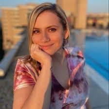 Layla Gilbert's Instagram, Twitter & Facebook