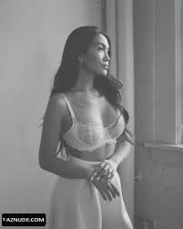 Tammy Kay Ly Sexy And Topless Collection - AZNude