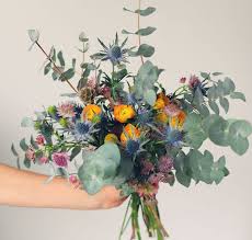 Our Bouquets Of Flowers Express Delivery In France Berga Our Bouquets Of Flowers Express Delivery In Fr Flower Deko Blumen Blumenstrauss Blumenstrauss