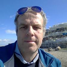 Congressman Ben Quayle and his wife Tiffany are proud to announce the birth  of their first child. Their daughter, Everett Marie Quayle was born this  past Friday, September 16th in Arizona. Evie