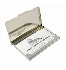 kaʁt də vizit, visiting card), abbreviated cdv, was a type of small photograph which was patented in paris by photographer andré adolphe eugène disdéri in 1854. Porte Cartes De Visite Original En Metal Et Blanc Creation Artisanale