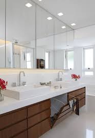 6 Geniale Badezimmerschranke Homify Klassisches Badezimmer Badezimmer Luxusbadezimmer