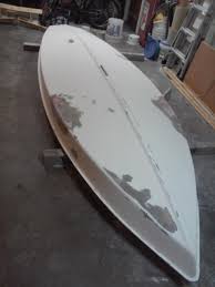 Making sure that your gelcoat is applied evenly on the paintbrush, go over the base of the boat, beginning on one side and working your way over. How To Get The Best Results When Applying Gelcoat With A Brush The Great Outdoors Stack Exchange