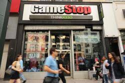 Find the latest gamestop corporation (gme) stock quote, history, news and other vital information to help you with your stock trading and investing. Gamestop Stock Doubles In Afternoon Even Reddit Is Surprised The Star