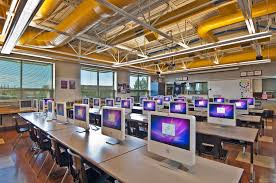 High Technology In School Luxury High School Classroom Design High School Design School Interior High School Classroom