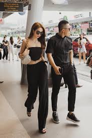 Không có hoạt động diễn xuất đáng chú ý. VÅ© Kháº¯c Tiá»‡p Va Ngá»c Trinh Tai Ngá»™ Trong Vlog Má»›i NhÆ°ng Sao He Lá»™ Cáº£nh Ban Nu De Cá»§a Má»¹ Nhan Láº¡ Máº·t Mnewsvn Com