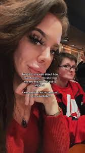 Ashley Mcclintock's Instagram, Twitter & Facebook