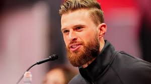 NFL-Star Harrison Butker verteidigt seine umstrittene Rede!