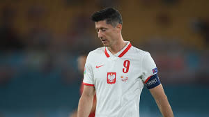 Partai semifinal euro 2020 antara italia vs spanyol merupakan salah satu rivalitas tertua sepanjang sejarah sepak bola yang tentu sayang untuk dilewatkan. Euro 2020 Highlights Spain Vs Poland Lewandowsi Saves The Day Spain Poland Match End In 1 1 Draw Hindustan Times