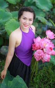 The two most common variations are the co xay and co xe. Light Violet Traditional Vietnam Ao Yem Tailor Made