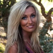 Crystal Rollins's Instagram, Twitter & Facebook