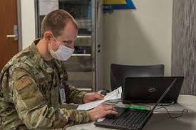 Maj. (Dr.) Derek Smith, 59th Medical Wing Immunizations