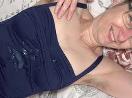 Hot milf spread her legs wide open and her brother in law goes down and start munching her irisistable pussy. Hot Milf Blowjob In The New Negligee Video