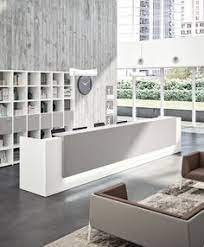 Reception Z2 Officity Arredamenti E Mobili Per Uffici Di Design Reception Desk Office Modern Office Reception Office Reception