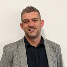 Gary Verdin's Instagram, Twitter & Facebook