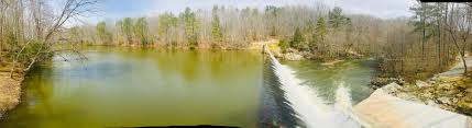 It is fed by eight tributary creeks: Swift Creek Reservoir Rva