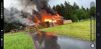 Sie brannte bis auf die grundmauern nieder. Brand Gross Sagerei Feuerwehr Wolhusen