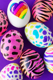Do you have eggstra time to decorate this year because you're social distancing? 30 Easter Egg Decorating Ideas A Pumpkin And A Princess