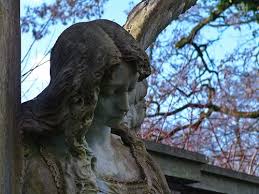 engel im friedhof sihlfeld zurich old cemeteries cemetery art cemeteries