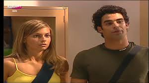 A série morangos com açúcar foi transmitida na tvi entre 30 de agosto de 2003 e 15 de setembro de 2012, totalizando 9 temporadas e mais de 2000 episódios. Filomena Cautela Reune Atores Da Primeira Temporada De Morangos Com Acucar Selfie