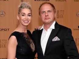 Uwe ochsenknecht hochzeit mit seiner kiki (43). Uwe Und Natascha Ochsenknecht Heiraten Wieder Aber Nicht Einander Mopo De