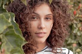 Dish on your favorite celebrity hair. Celebrities With Their Natural Wavy Curly And Afro Hair