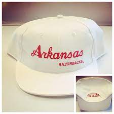 Arkansas Razorbacks Vintage Snapback Cap Mercari The Selling App Arkansas Razorbacks Sec Ncaa Cap Arkansas Razorbacks Ncaa College Football Razorbacks