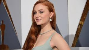 Fto bju gamis palestina akad nikah. Pernah Salah Kostum Sophie Turner Mengaku Menyesal Seumur Hidup