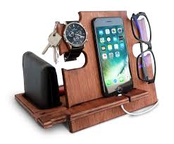 Picking gifts for men isn't easy. Iphone Dock Gift For Men Gifts For Him Docking Station Gift For Husband Charging Station Boyfriend Gift Husband Gift Men Gift Personalized Gift Gifts For Dad Iphone X Docking Station Buy Online In