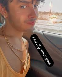 Emilio Santa Cruz (@milo_the_cool_gay) • Instagram photos and videos