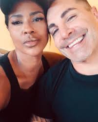 Shout out to my friend, @the.brandon.lee , for using his talents, wisdom  and creativity to help so many people work