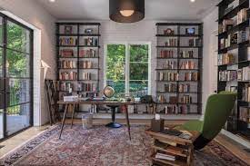 Interior designers charge $50 to $200 per hour on average, depending on the scope of work and the decorator's experience. The Top 20 Interior Designers In Atlanta You Should Know About Living Room Ideas