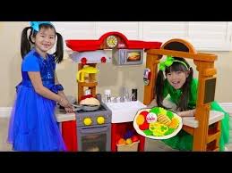 Jannie Emma Pretend Play W Kitchen Restaurant Cooking Kids Toys Youtube Cooking With Kids Cooking Toys Kids Toys