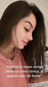 Salir de fiesta cuando tu mejor amiga tiene un novio tóxico