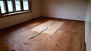 Everything you need to know on how to install laminate flooring including diy tips on preparation, tools and installation for a gorgeous floor you can do yourself! Diy Laminate Flooring Installation My Experiences