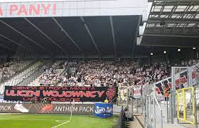 #news & politics #polskie radio łódź #radio łódź #awans #ekstraklasa #feta po awansie łks łódź #feta łks łódź #kibice łks łódź świętują na placu wolności #przemarsz kibiców łks łódź po awansie. Lks Triumfuje Nad Cracovia Kibice Net