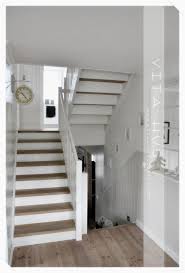 Skandinavisches Wohnen Wohnen In Weiss Shabby Chic Schwedenhaus Green Gate Cottage Garten Landhausgar Sweden House House Styles Farmhouse Interior Design