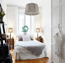 Bett Vor Fenster Stellen Wann Ist Die Lage Vorteilhaft Und Wann Nicht