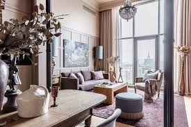 как сделать второй этаж в комнате с высоким потолком Contemporary Lake House Of Concrete With A Swimming Pool Foto Idei Dizajn In 2020 Classic Home Decor Home Decor Decor