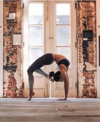 Enjoy The Strength Beauty And Balance Of These Yoga Poses And Take Inspiration For Yourself Yoga Poses Advanced Beautiful Yoga Poses Yoga Inspiration Photos