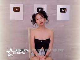 Explore the Life of Mommy Cat in the Toro Family Vlog