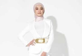 Ayu idayu 2 years ago. Nabila Razali Kini Muncul Dengan Single Kelima Peluang Kedua