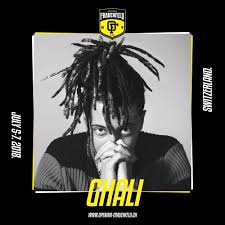 Em 18 de setembro de 2017, quavo e os migos deram uma entrevista, afirmando que seu álbum com travis scott estaria chegando em breve. Line Up Update Leider Musste Openair Frauenfeld Facebook