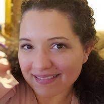 Sara Plate's Instagram, Twitter & Facebook