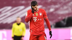 Gol roberta lewandowskiego w 300. Gol Roberta Lewandowskiego Nie Pomogl Bayern Niespodziewanie Zremisowal Z Beniaminkiem Polsat Sport