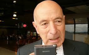 Se fue un “gentleman”, por Oscar Domínguez Giraldo