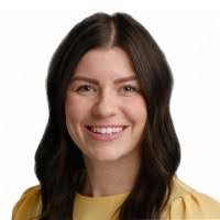 Alexis Kirkman's Instagram, Twitter & Facebook