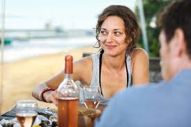 Un petit cadeau qu'on partage avec vous : Filmmaker Guillaume Canet Shooting Sequel To Little White Lies With Marion Cotillard